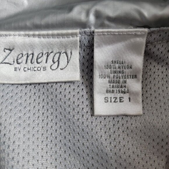Zenergy by Chico's Womens Sz 1 Silver Metallic Full Zip Windbreaker Jacket - Picture 3 of 7
